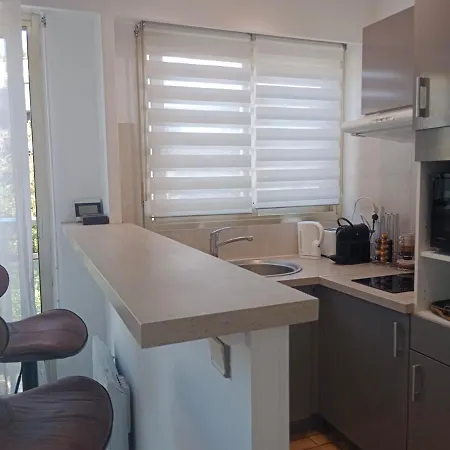 Le Saramartel Studio Apartmán *